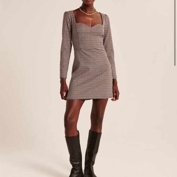 Abercrombie and Fitch Sweetheart Neckline Brown/Maroon Plaid Mini Skirt - Picture 1 of 7